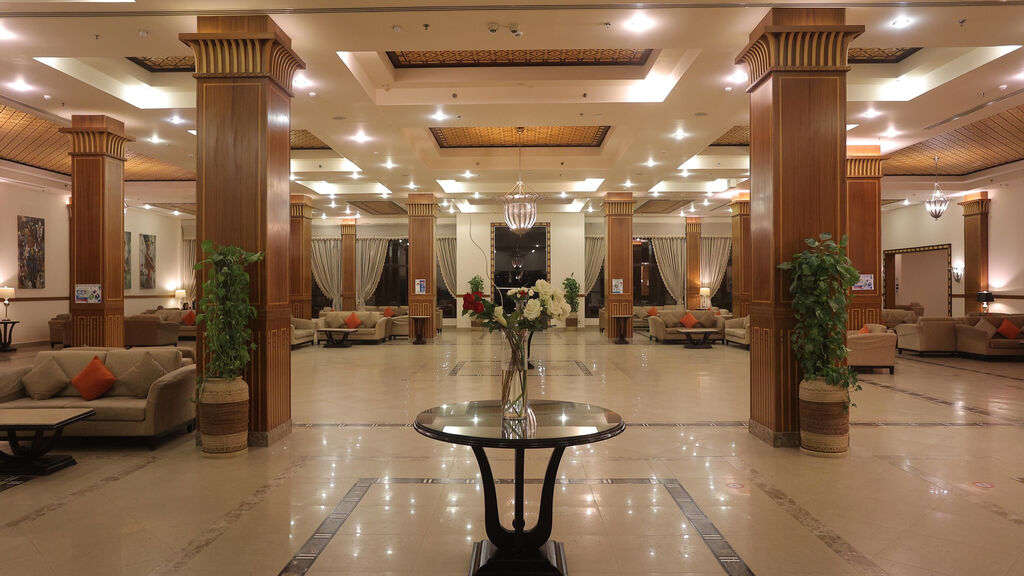 Stella Makadi Beach Resort & Spa