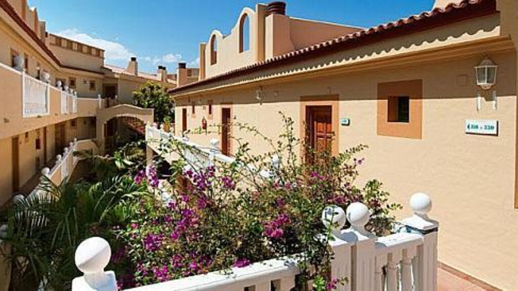 Suite Castilo Elba