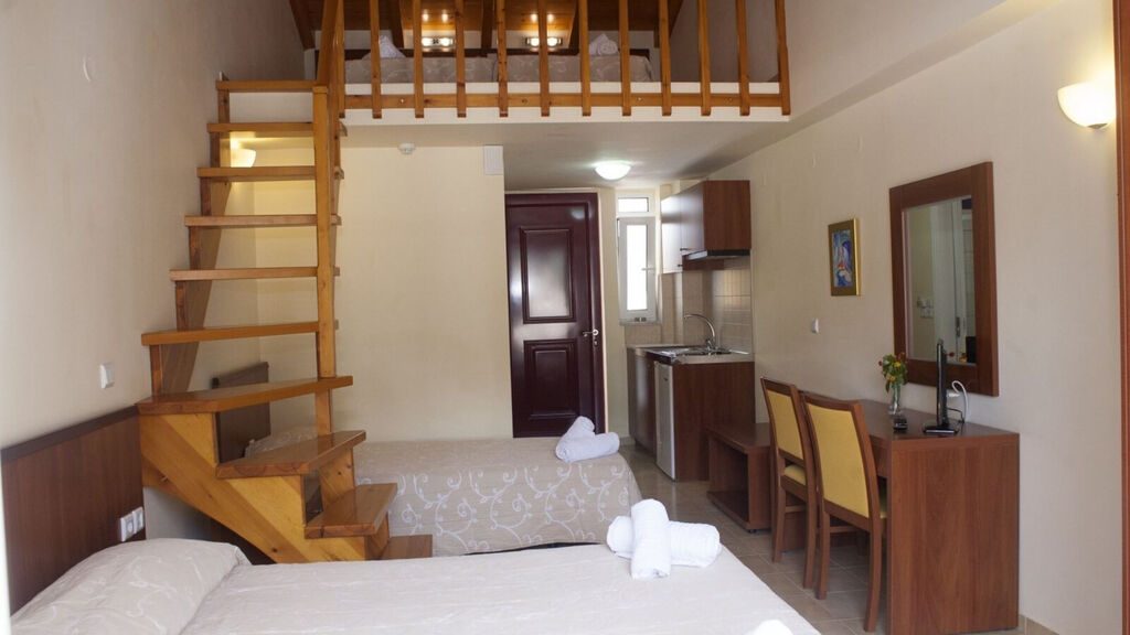 Summertime Inn