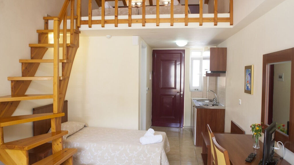 Summertime Inn