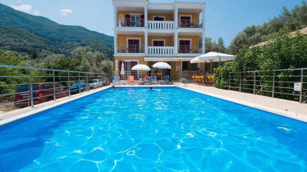 Summertime Inn