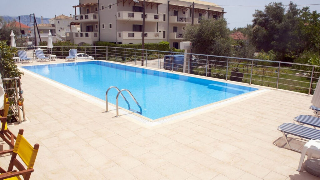 Summertime Inn