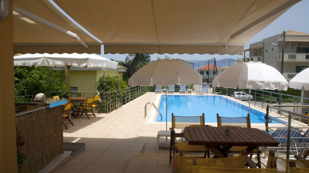 Summertime Inn