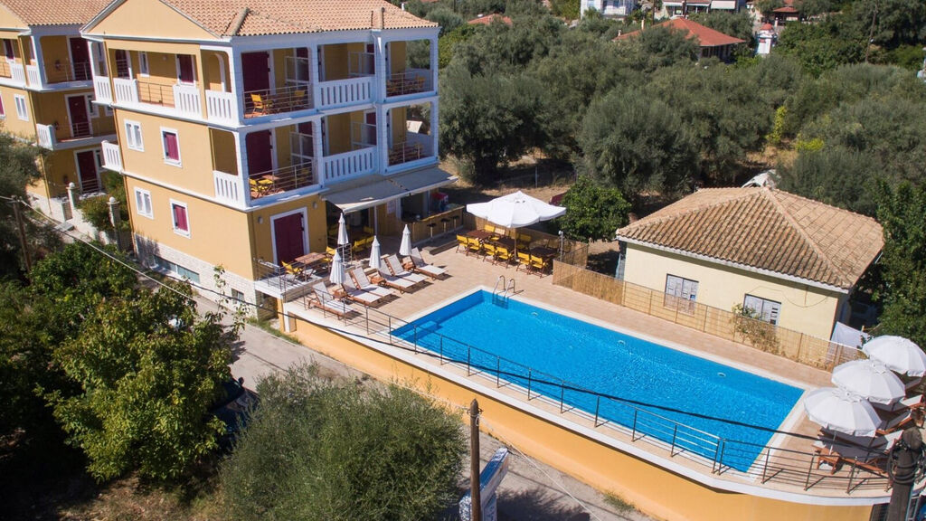 Summertime Inn
