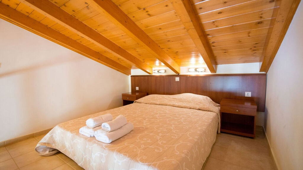 Summertime Inn