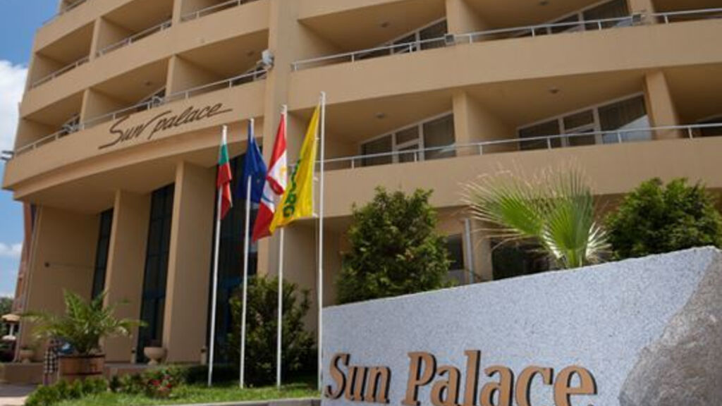 Sun Palace