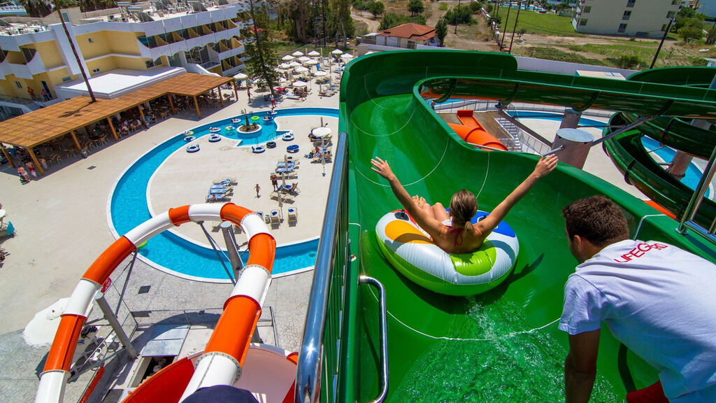 Splashworld Sun Palace