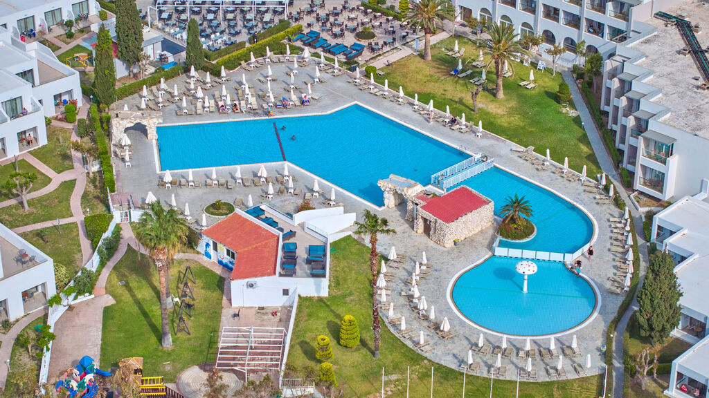 Sun Palace