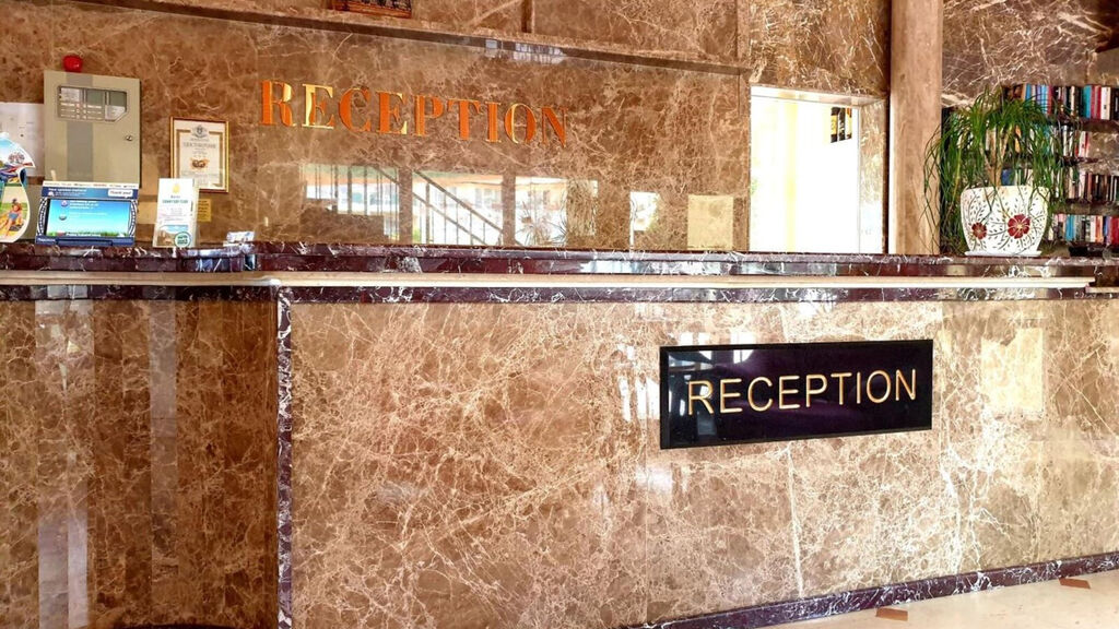 Sunny Day Club Hotel