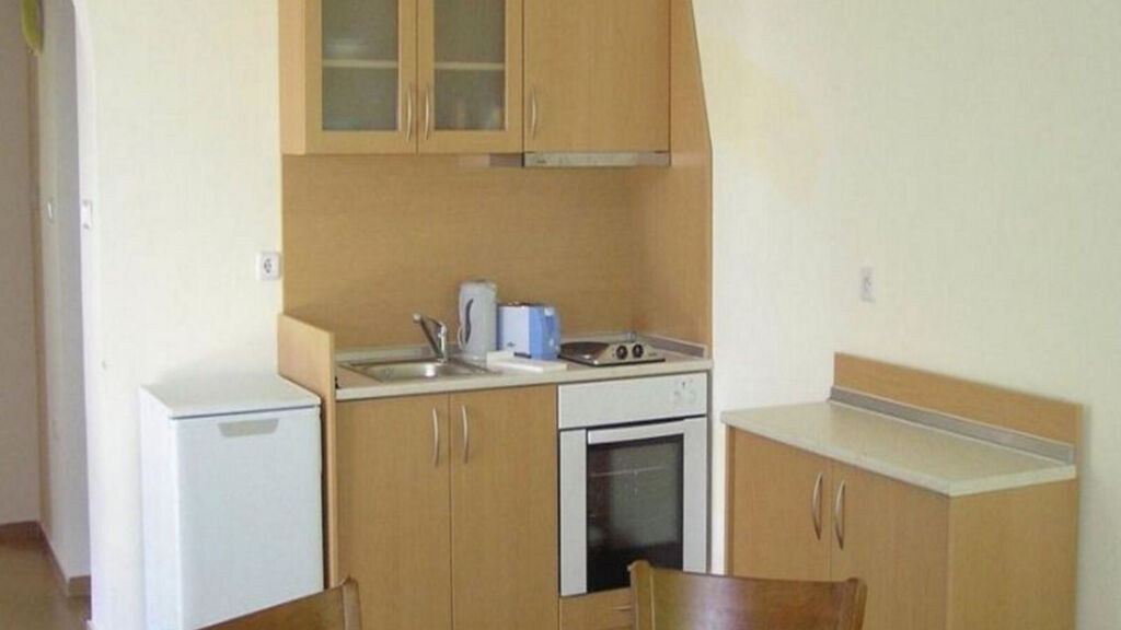 Sunny Day Club Hotel