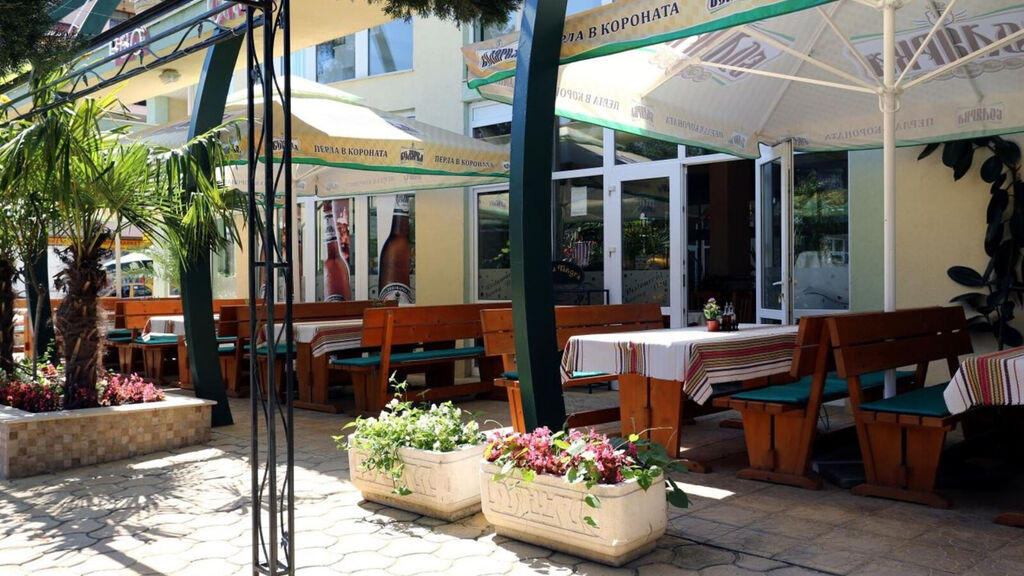 Sunny Day Club Hotel