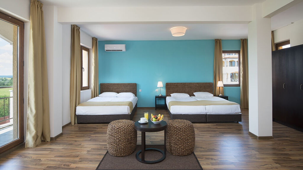 Sunrise All Suites