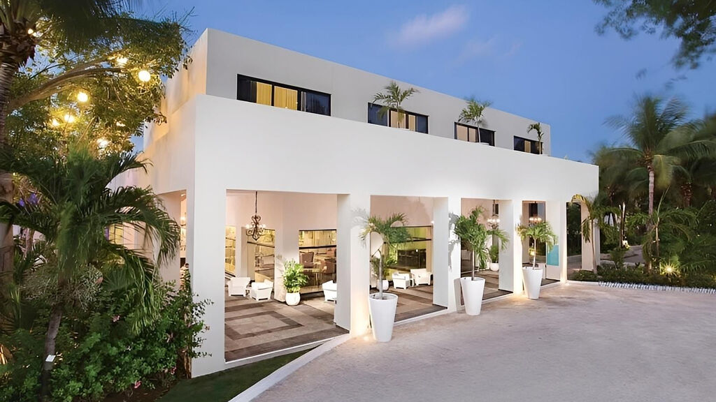 Sunscape Akumal Beach Resort