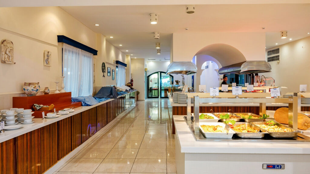 Sunshine Crete Beach