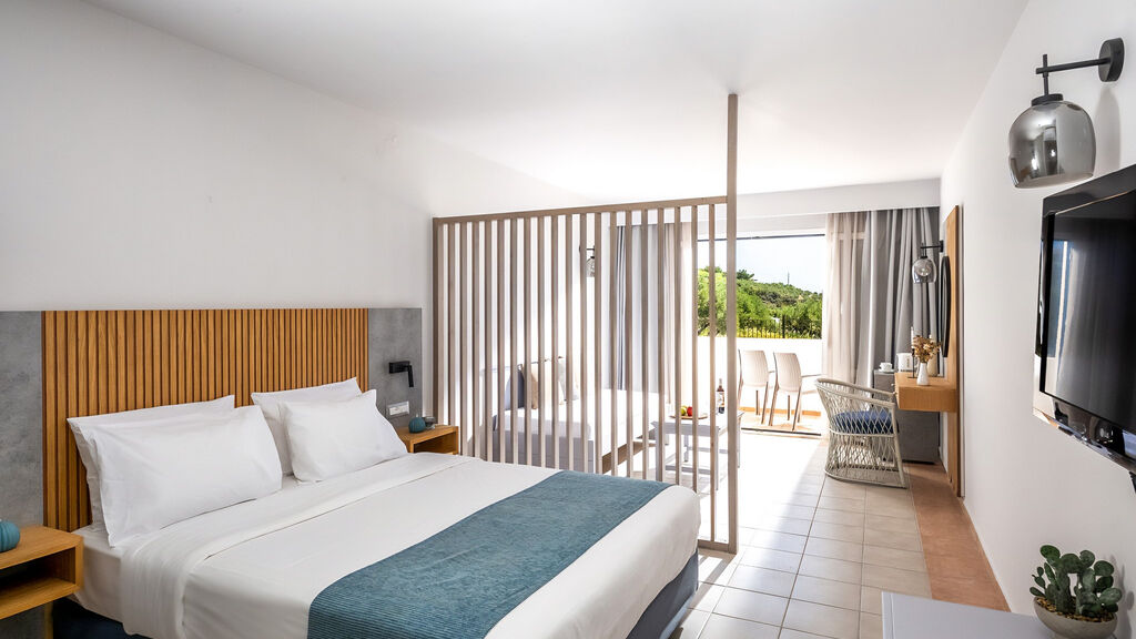 Sunshine Crete Village