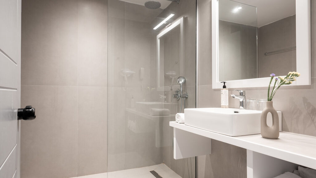 Sunshine Crete Village