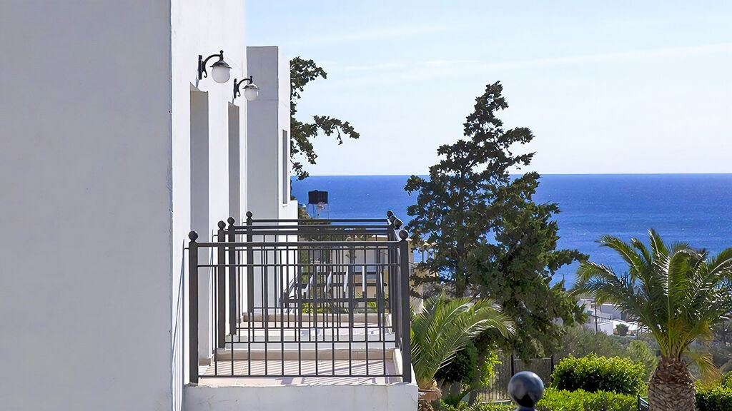 Sunshine Crete Village