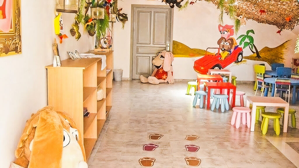 Sunshine Crete Village