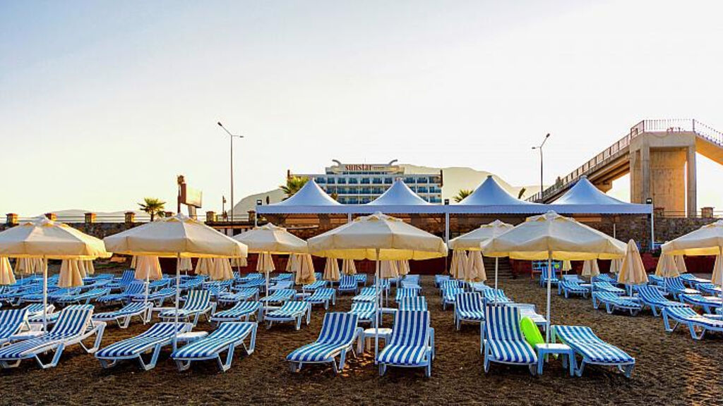 Sunstar Beach Resort