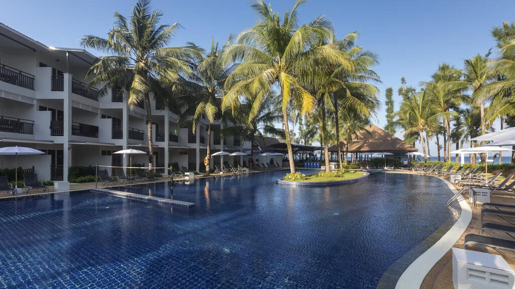 Sunwing Bangtao Beach