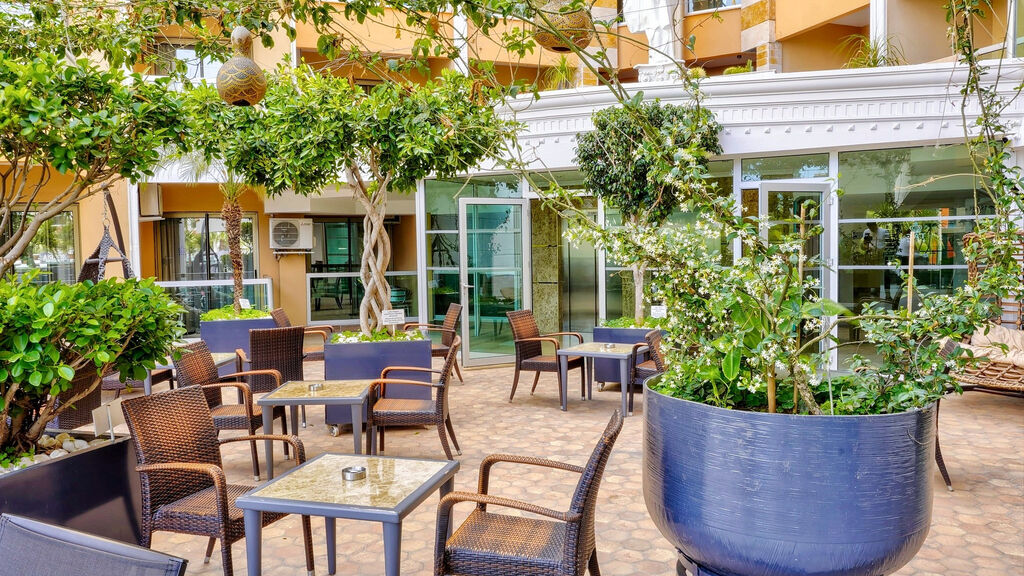 Tac Premier Hotel & Spa