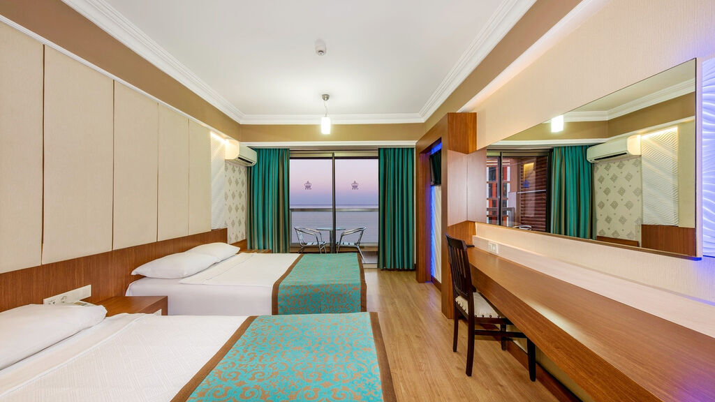 Tac Premier Hotel & Spa