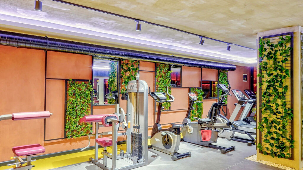 Tac Premier Hotel & Spa