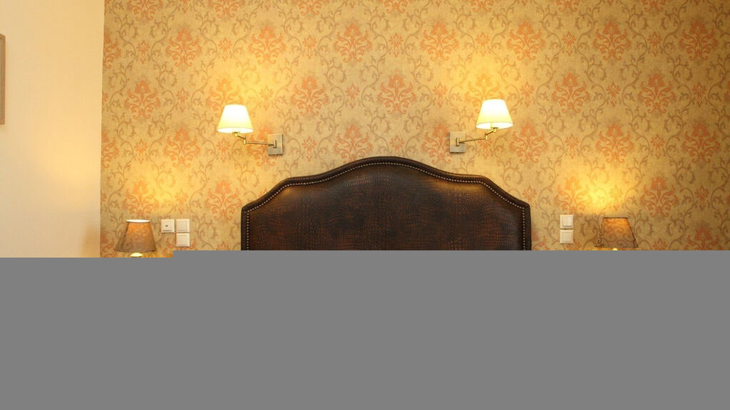 Tesoro Hotel Nikiana