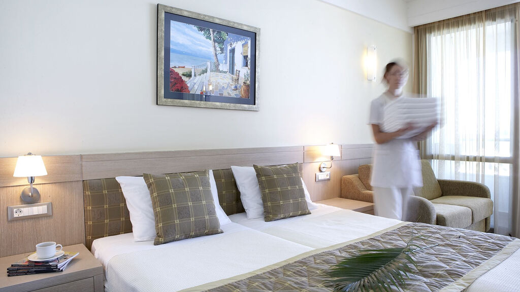 Thalassa Beach Resort