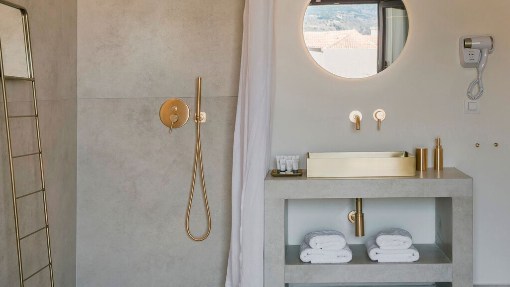 The Alley Boutique Hotel & Spa