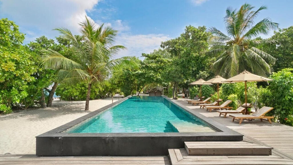 The Barefoot Eco Hotel