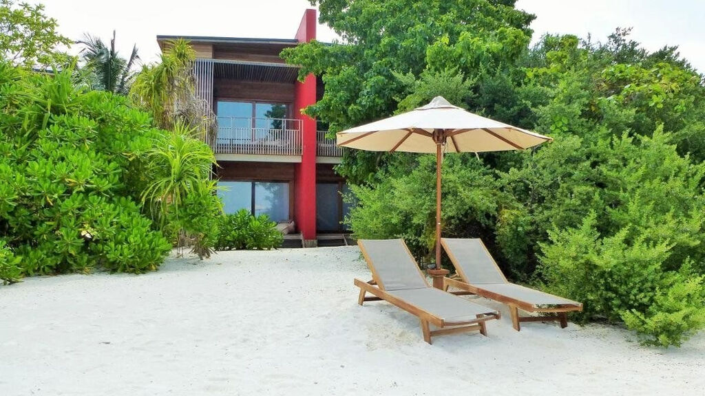 The Barefoot Eco Hotel