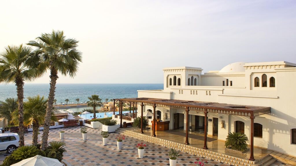 The Cove Rotana Resort 