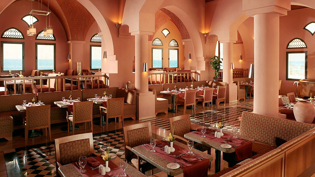 The Cove Rotana Resort 
