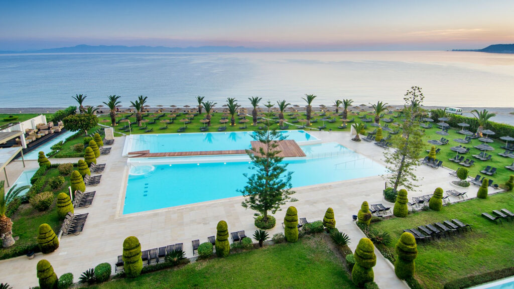 The Ixian Grand & All Suites