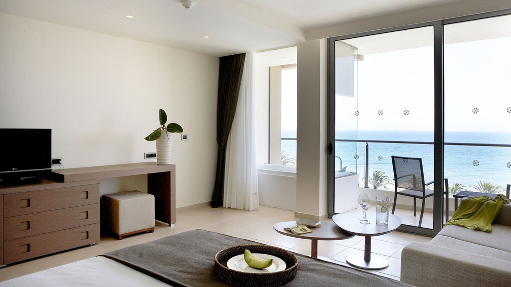 The Ixian Grand & All Suites