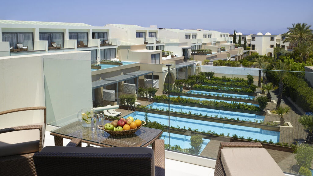 The Ixian Grand & All Suites