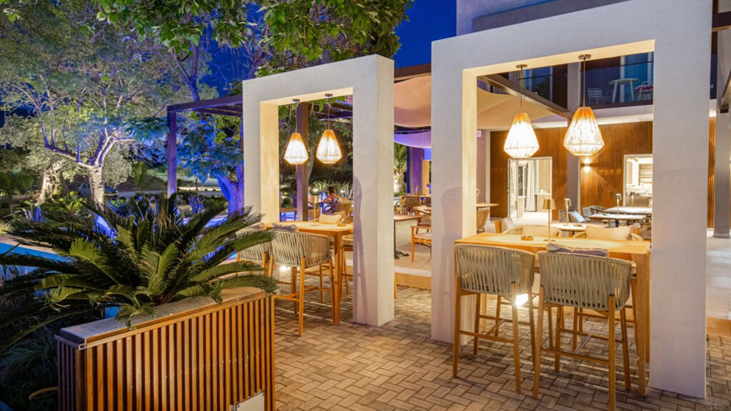 The Mini Resort