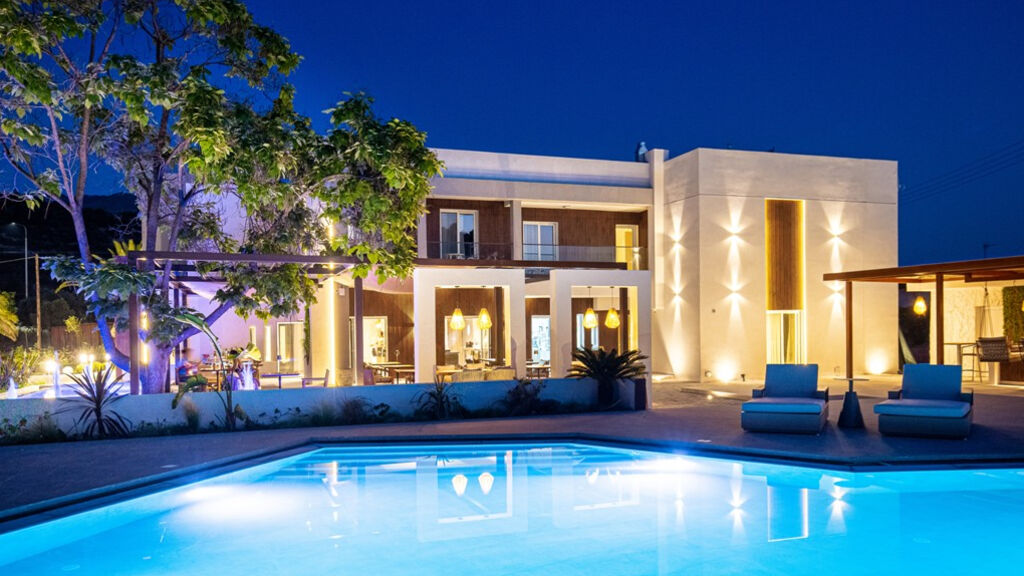 The Mini Resort