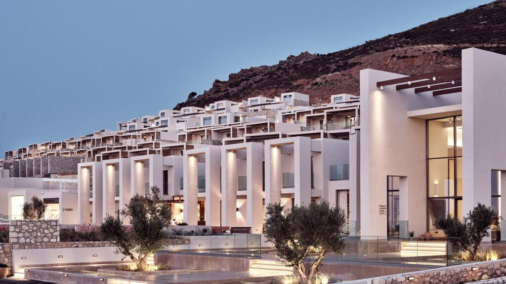 The Royal Senses Resort, Curio Collection By Hilton