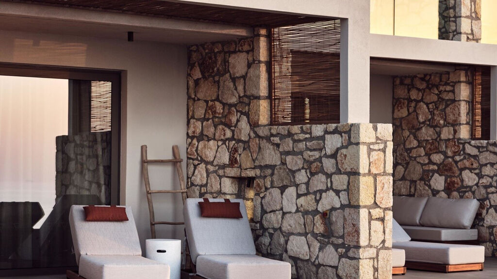 The Royal Senses Resort, Curio Collection By Hilton