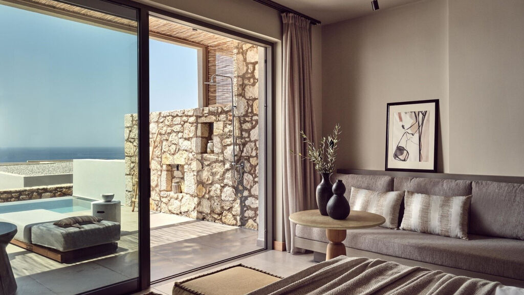 The Royal Senses Resort, Curio Collection By Hilton