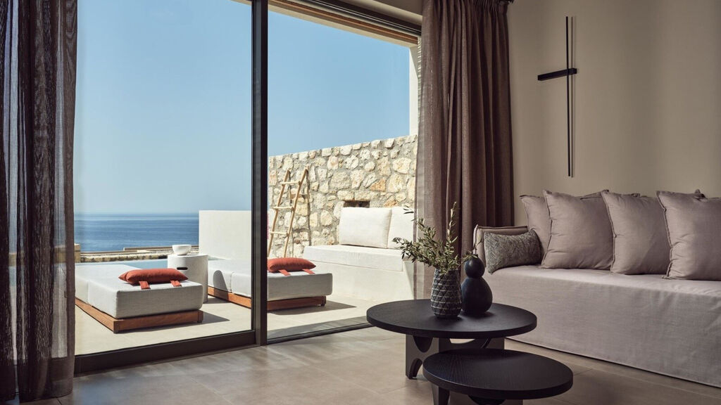 The Royal Senses Resort, Curio Collection By Hilton