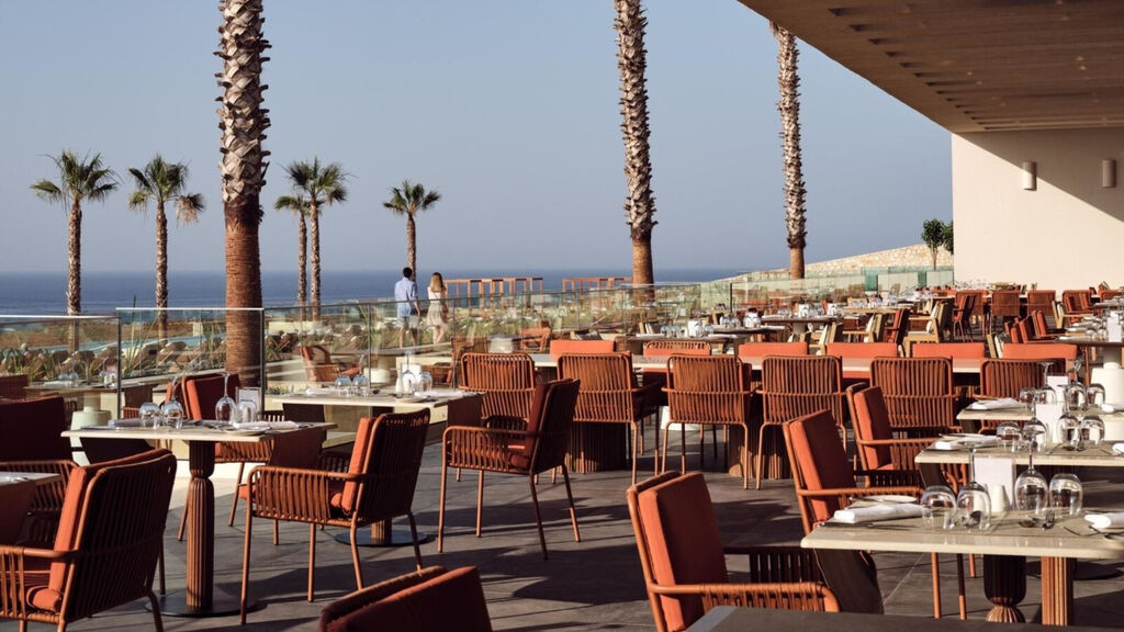 The Royal Senses Resort, Curio Collection By Hilton