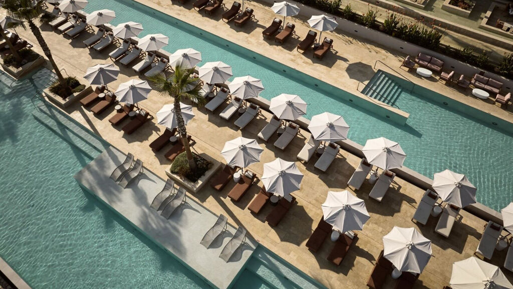 The Royal Senses Resort, Curio Collection By Hilton