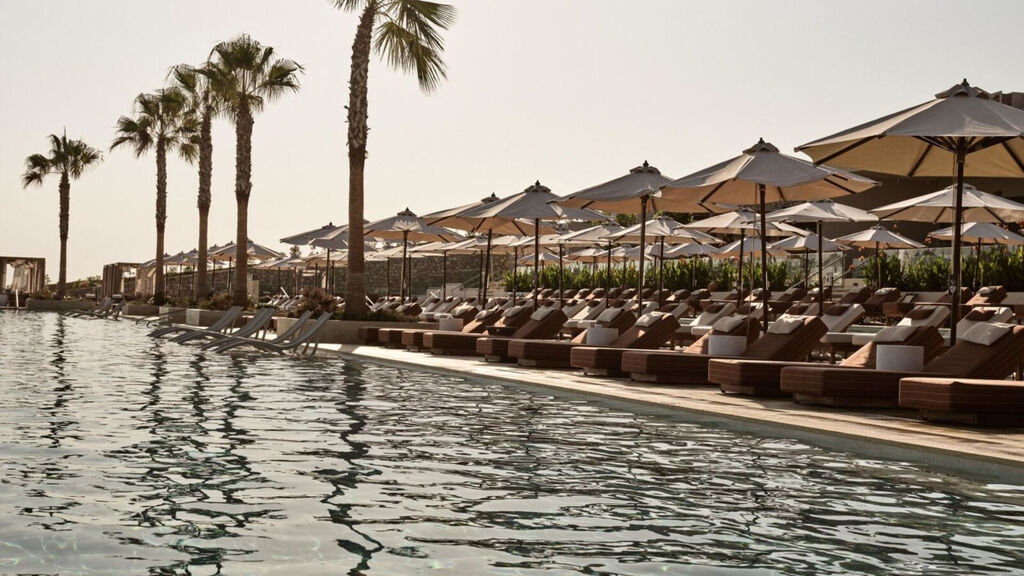 The Royal Senses Resort, Curio Collection By Hilton