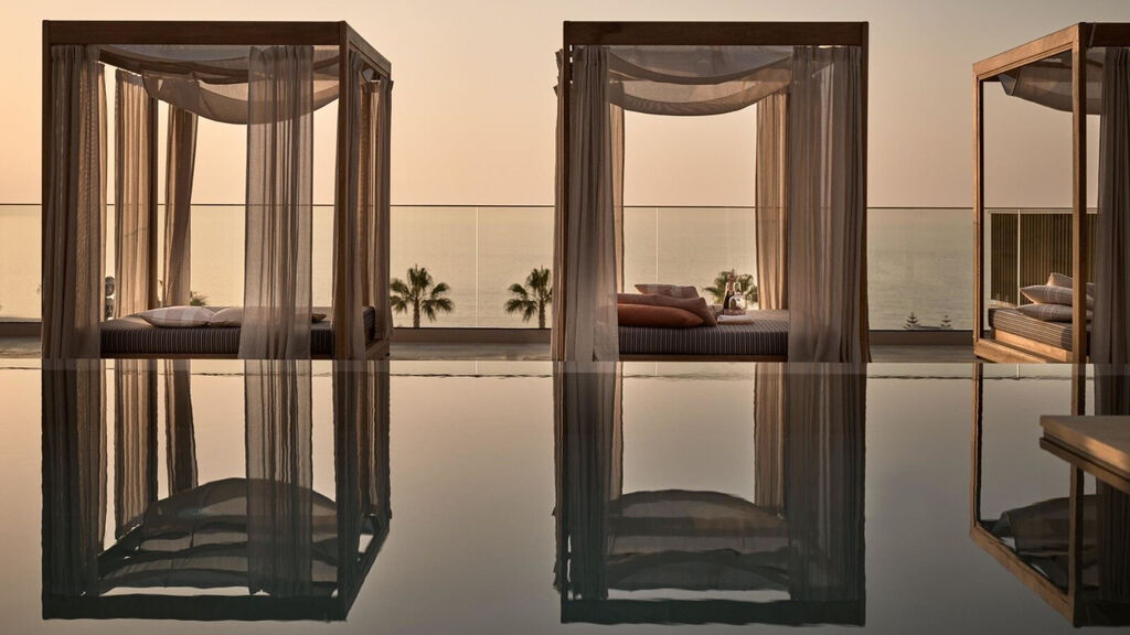 The Royal Senses Resort, Curio Collection By Hilton