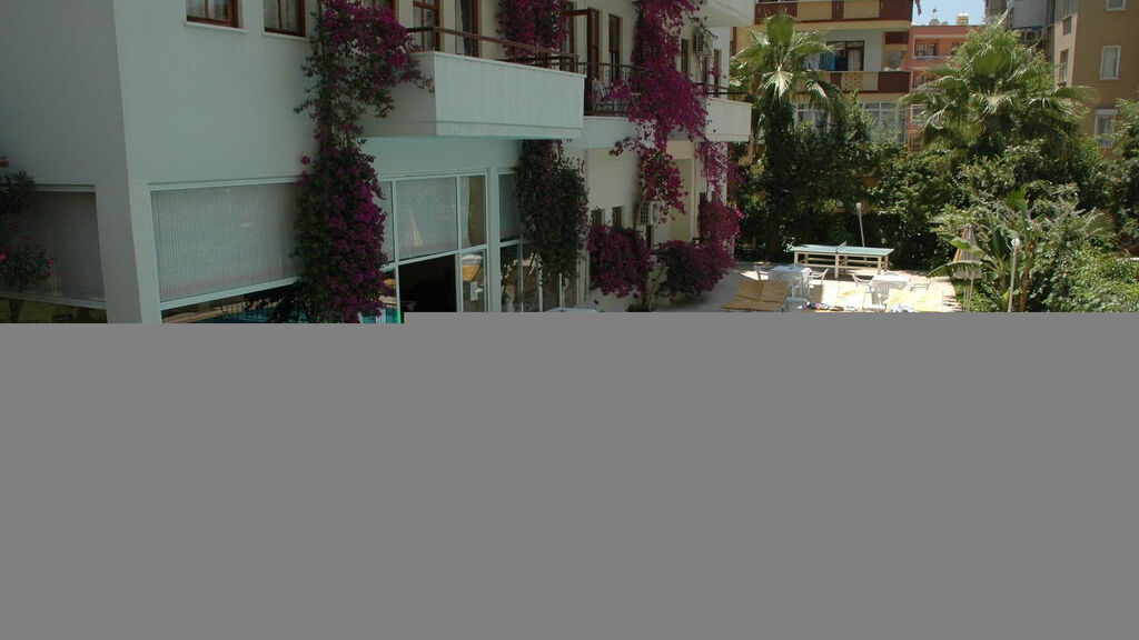 The S Apart And Suites