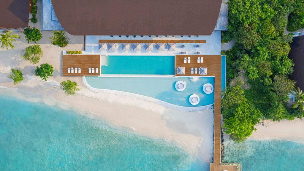 The Westin Maldives Miriandhoo Resort