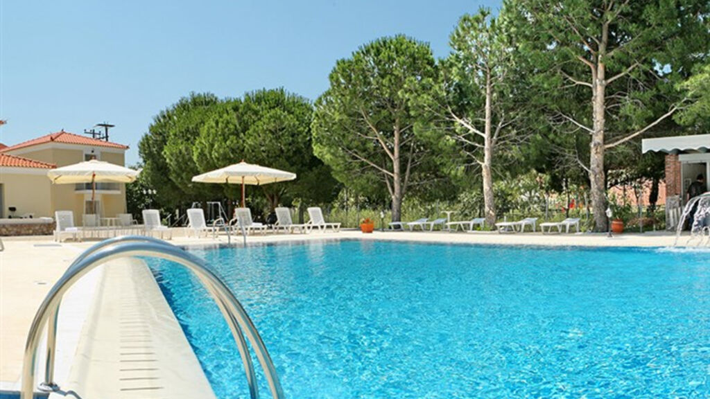 Theofilos Superior Resort